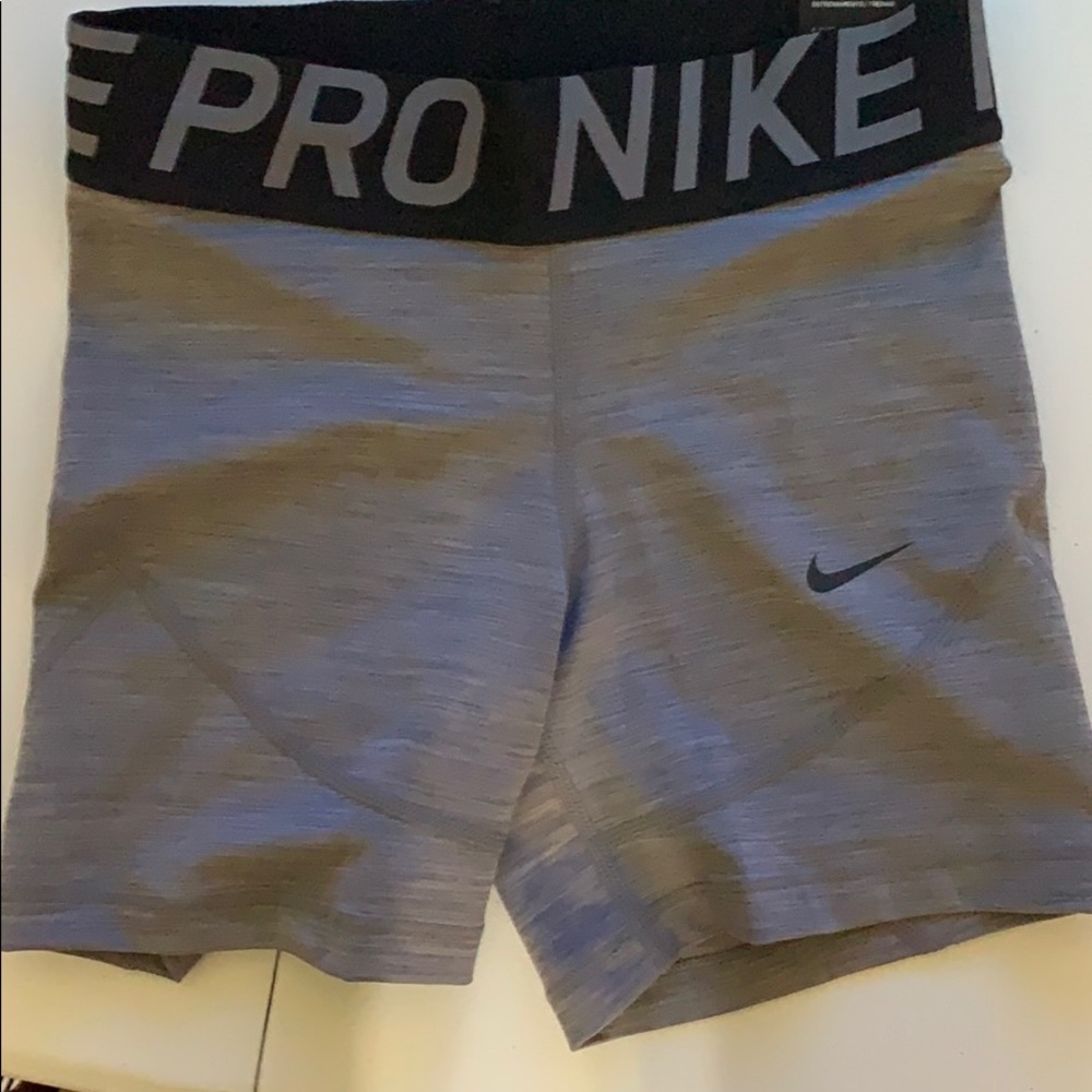Nike Pro Fit 5” short